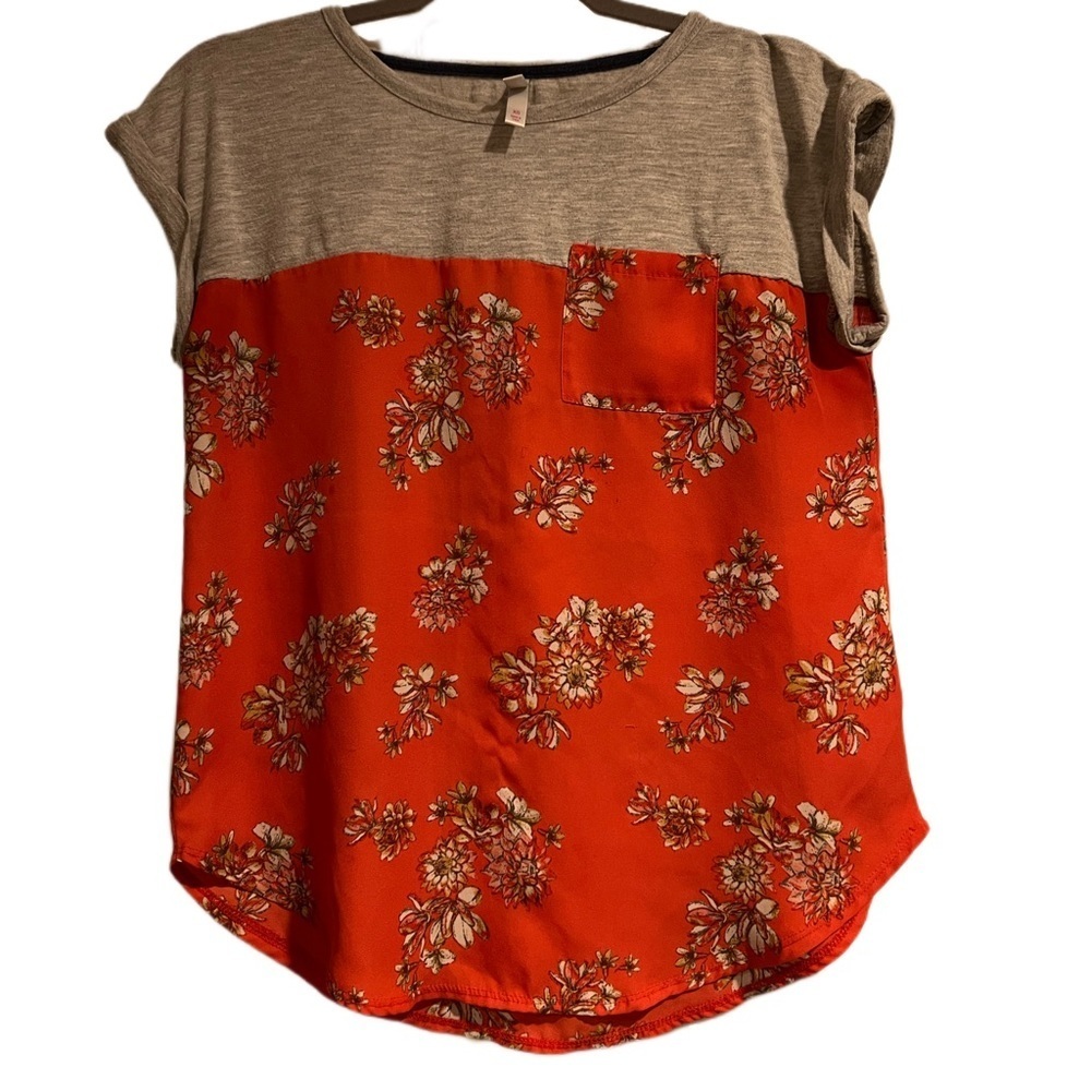 Xhilaration color block short sleeve tee